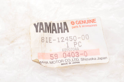 New OEM Yamaha 81E-12450-00-00 Impeller Shaft NOS