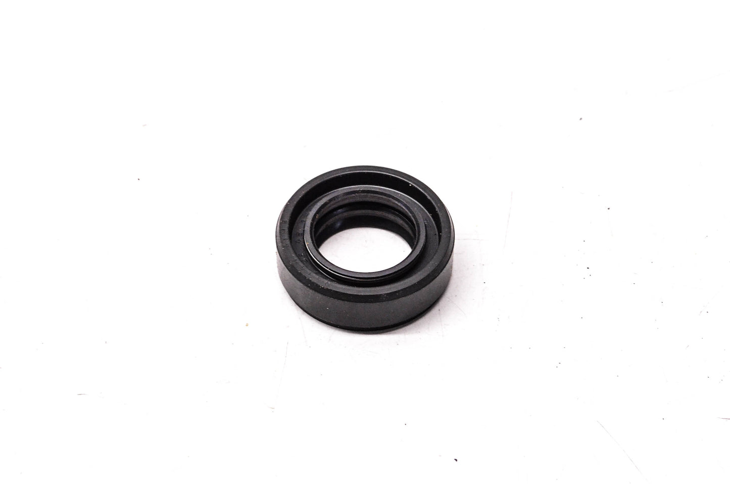 New OEM Yamaha 93103-25133-00 Oil Pump Seal NOS