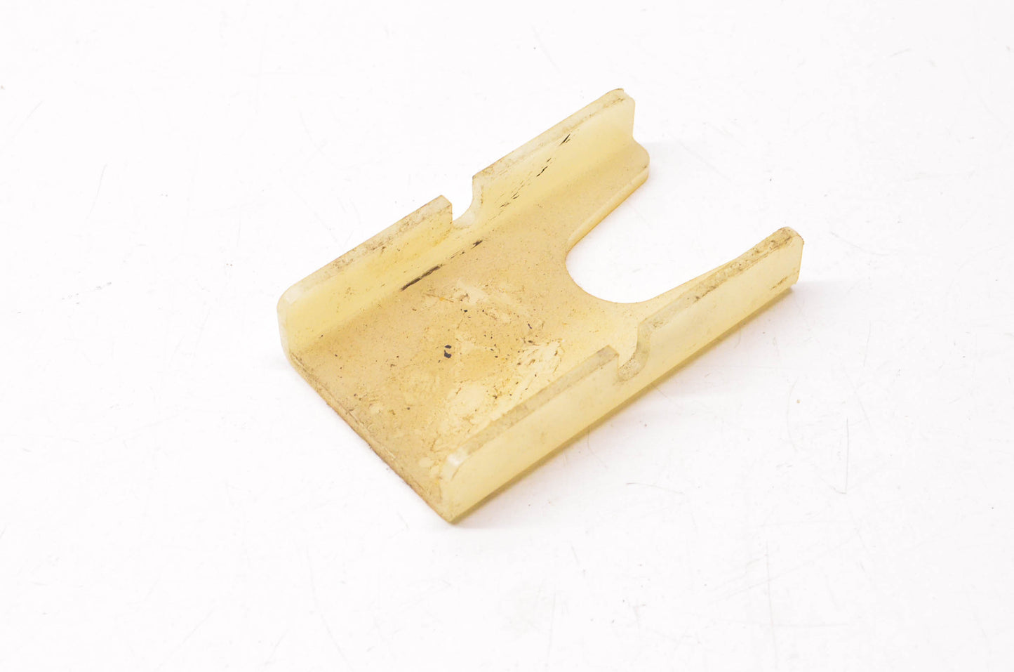 OEM Yamaha 8F3-23735-00-00 Wear Plate