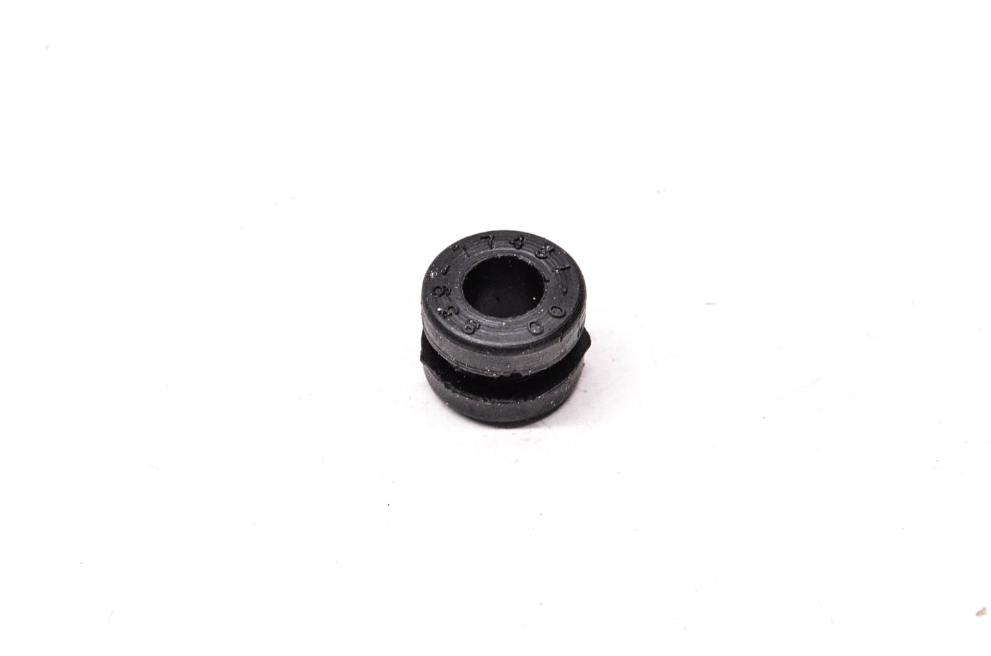 New OEM Yamaha 90480-14023-00 Grommet NOS