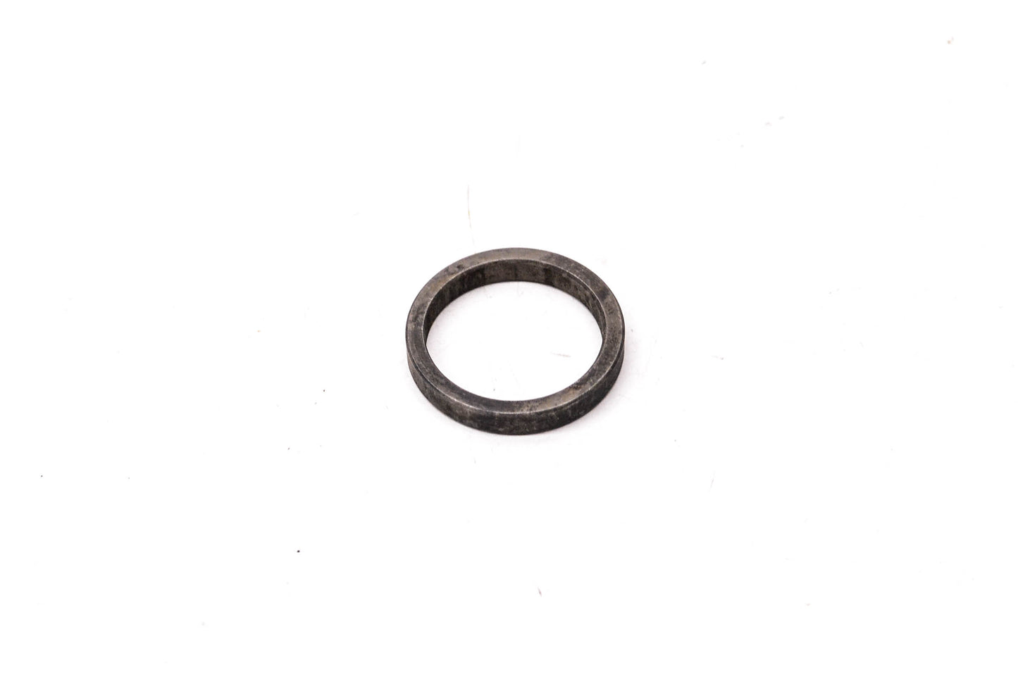 New OEM Yamaha 90387-24182-00 Collar NOS