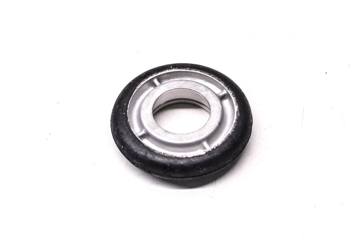 New OEM Yamaha 8H8-47320-00-00 Bogie Idle NOS