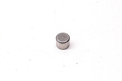 New OEM Yamaha 822-11682-00-00 Crank Pin Bushing NOS