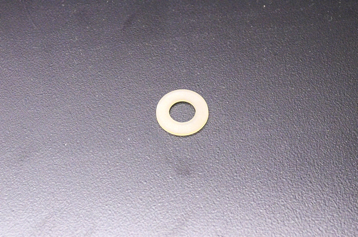 New OEM Yamaha 90202-08204-00 Nylon Plate Washer NOS