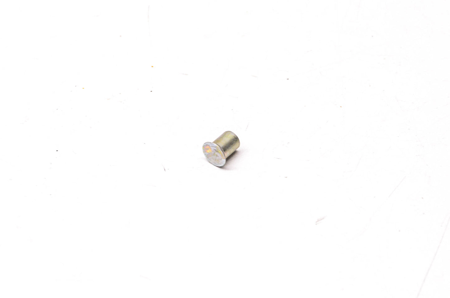 New OEM Yamaha 90261-06014-00 Rivet NOS