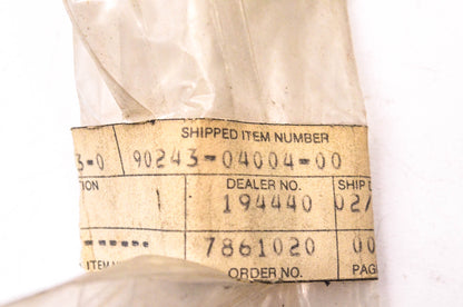 New OEM Yamaha 90243-04004-00 Engine Cowl Pin NOS