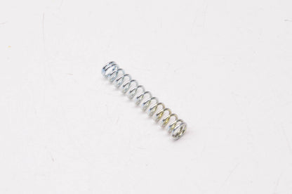 New OEM Yamaha 817-84332-00-00 Adjusting Screw Spring NOS