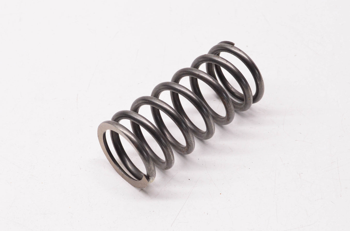 New OEM Yamaha 90501-60181-00 Compression Spring NOS