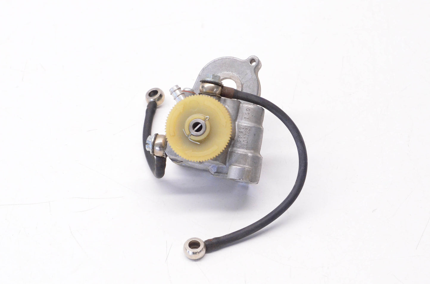 New OEM Yamaha 3302752 Oil Pump Assembly NOS