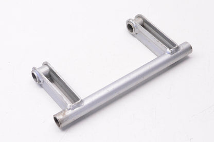 New OEM Yamaha 8A5-47417-00-00 Bracket NOS