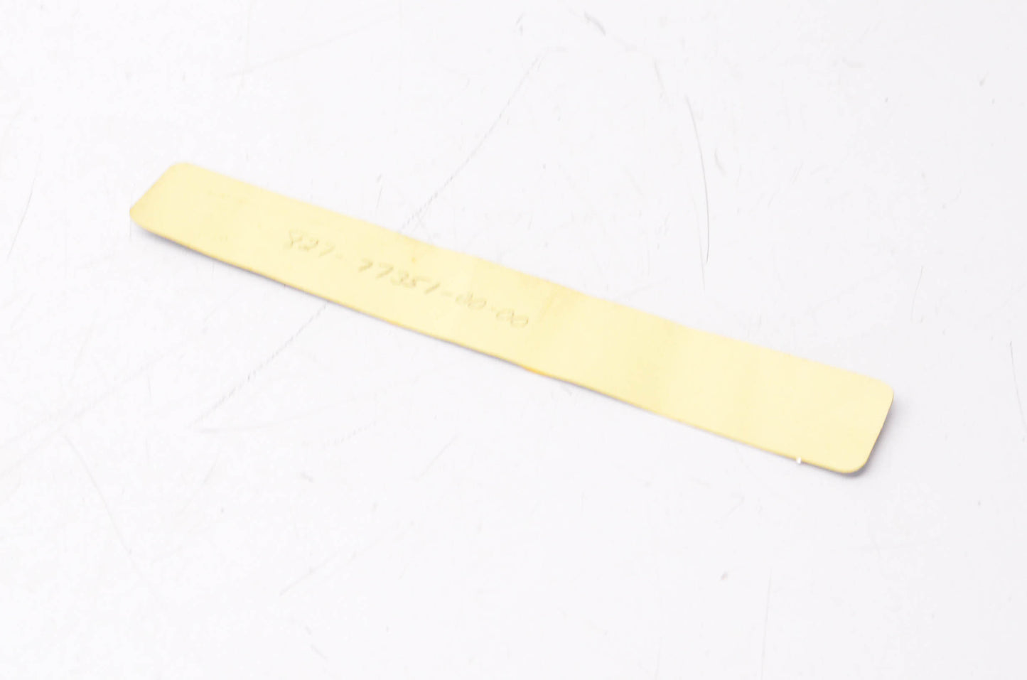 New OEM Yamaha 827-77351-00-00 EW433B Oil Injection Emblem NOS