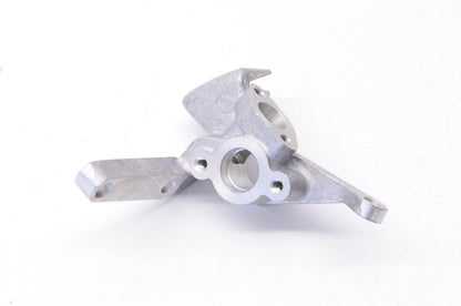 New OEM Yamaha 813-13199-00-00 Tachometer Pump Bracket NOS