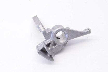 New OEM Yamaha 813-13199-00-00 Tachometer Pump Bracket NOS