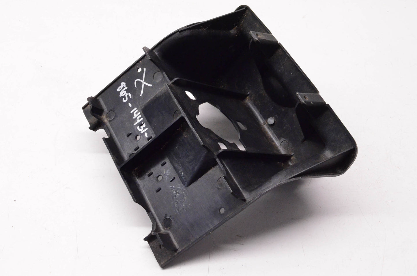 OEM Yamaha 865-14431-01-00 Intake Silencer
