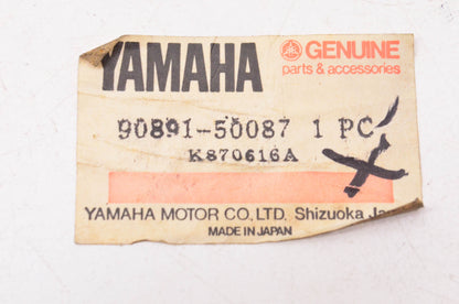 New OEM Yamaha 90891-50087-00-00 Throttle Wire NOS