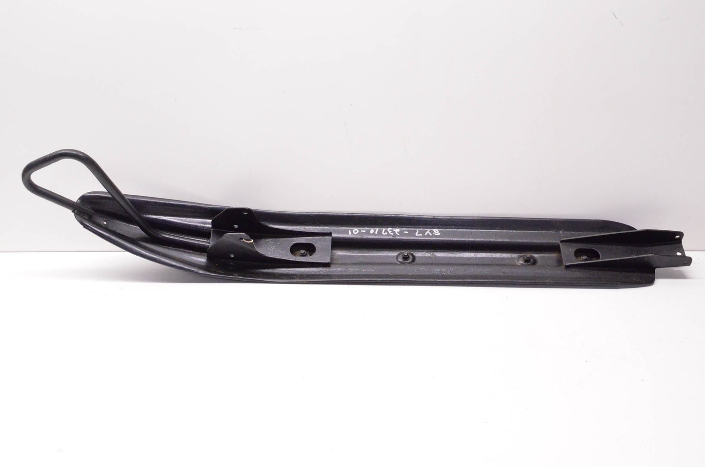 New OEM Yamaha 8Y7-23710-01-00 Ski NOS