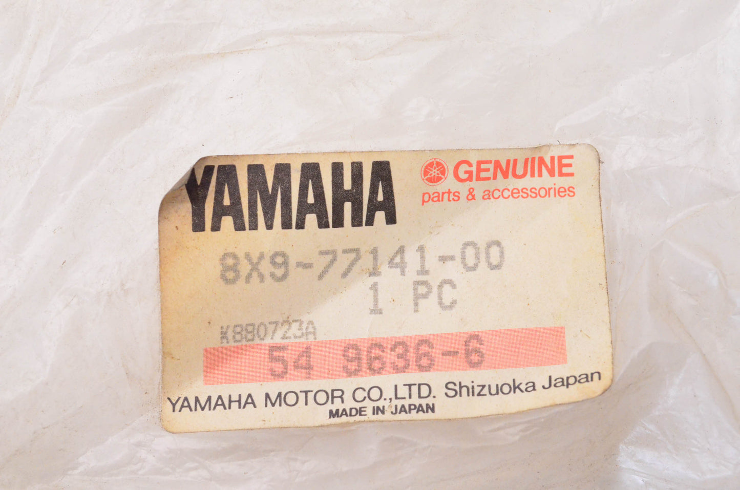New OEM Yamaha 8X9-77141-00-00 Emblem NOS