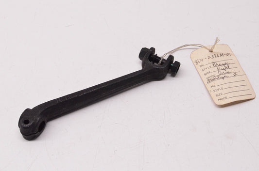 New OEM Yamaha 8V0-2386M-01-00 Right Hand Stabilizer Arm NOS