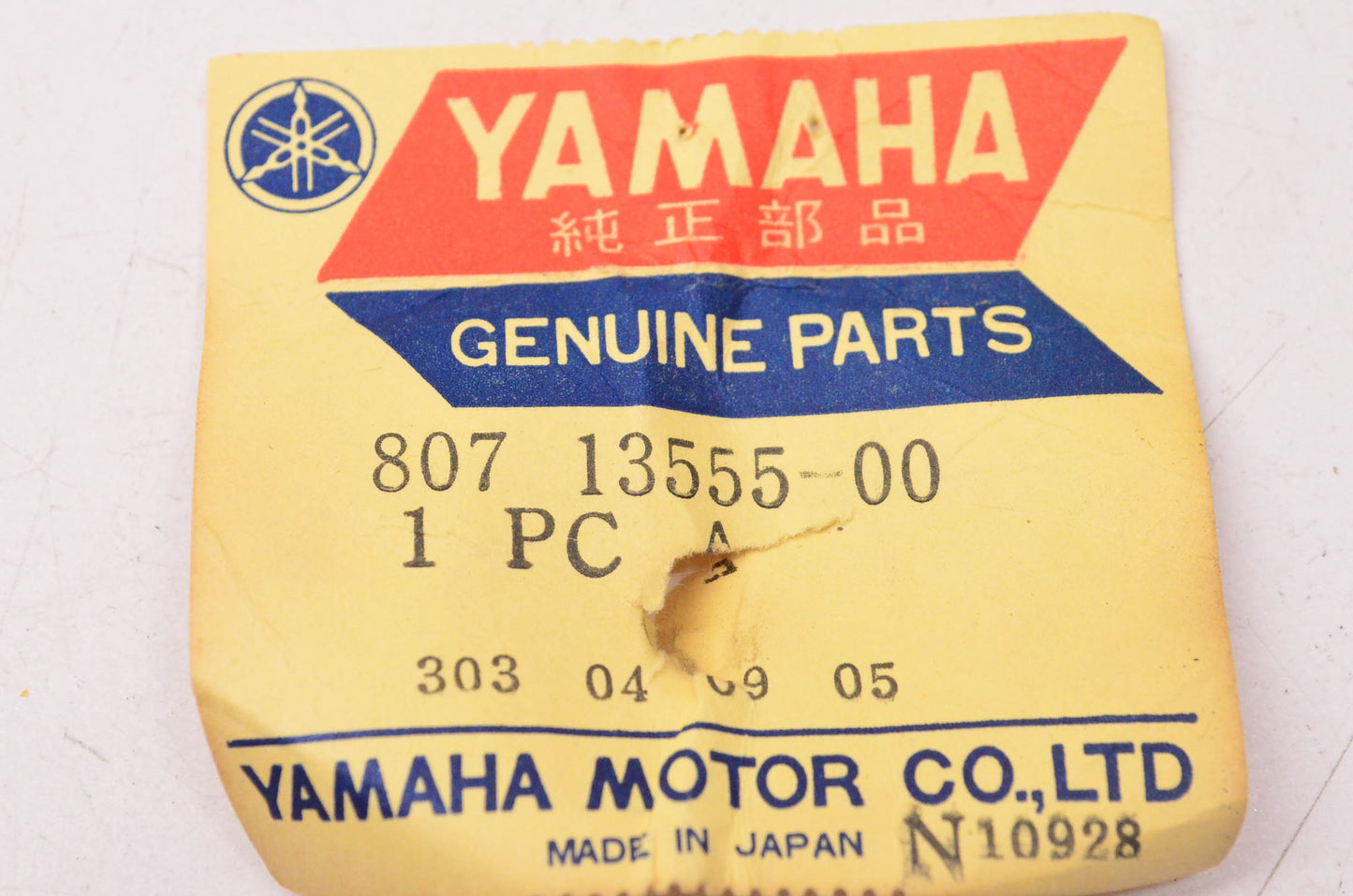 New OEM Yamaha 807-13555-00-00 Intake Manifold NOS
