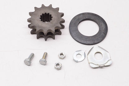 New OEM Yamaha 846-17000-01-00 Clutch Gear Kit NOS