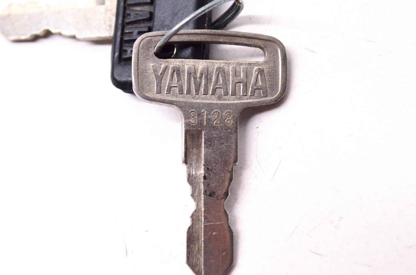 New OEM Yamaha 3128 Yamaha Key #3128 Qty 2 NOS