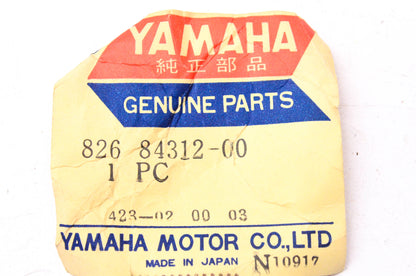 New OEM Yamaha 826-84312-00-00 Socket Holder NOS