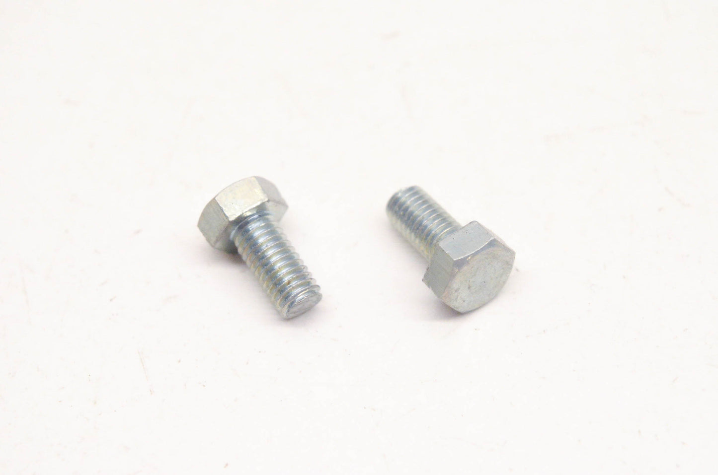 New OEM Suzuki 01107-05108 Bolts Qty 2 NOS