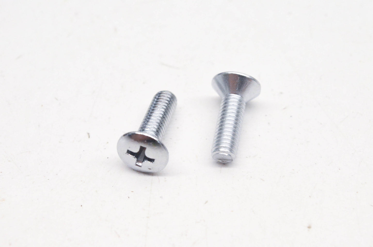 New OEM Suzuki 02122-05168 Screws Qty 2 NOS