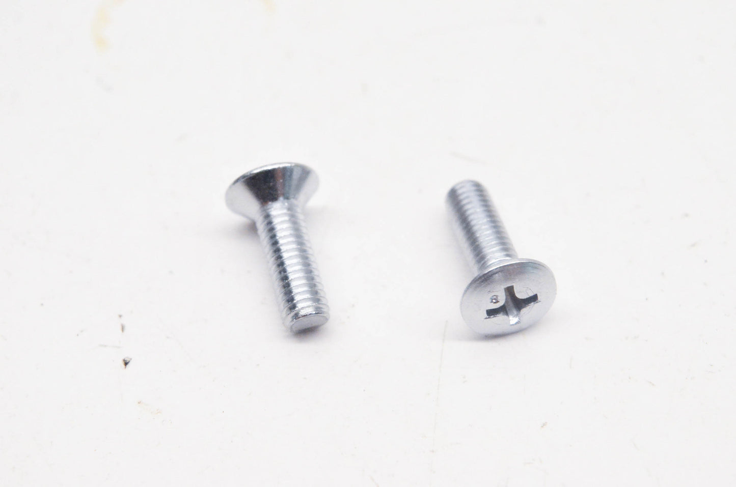 New OEM Suzuki 02122-05168 Screws Qty 2 NOS