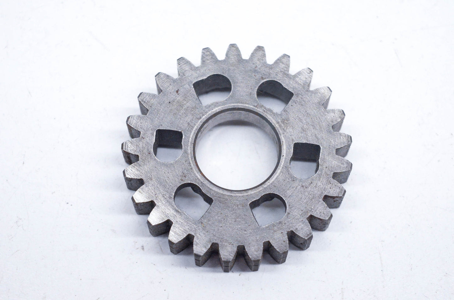 New OEM Suzuki 24331-28301 Driven 3rd Gear NOS