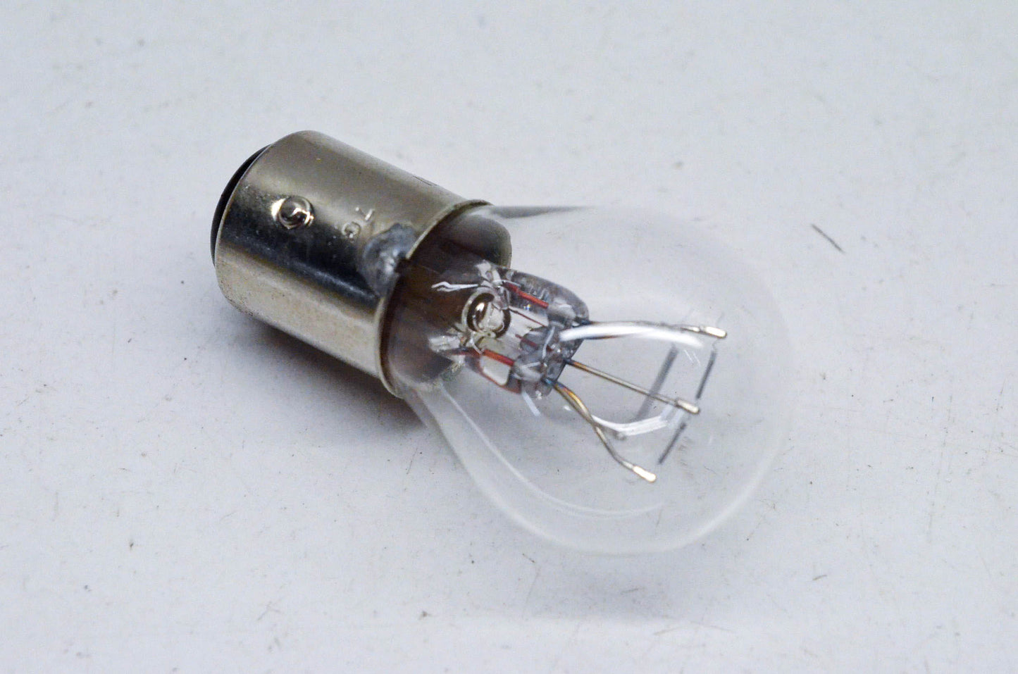New OEM Suzuki 09471-12084 LIFE 12v 23/8w Bulb NOS