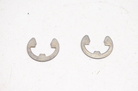 New OEM Suzuki 08332-11098 E Rings Qty 2 NOS