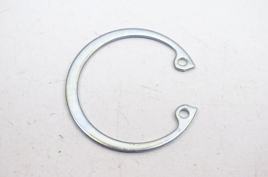 New OEM Suzuki 08331-41358 Circlip NOS