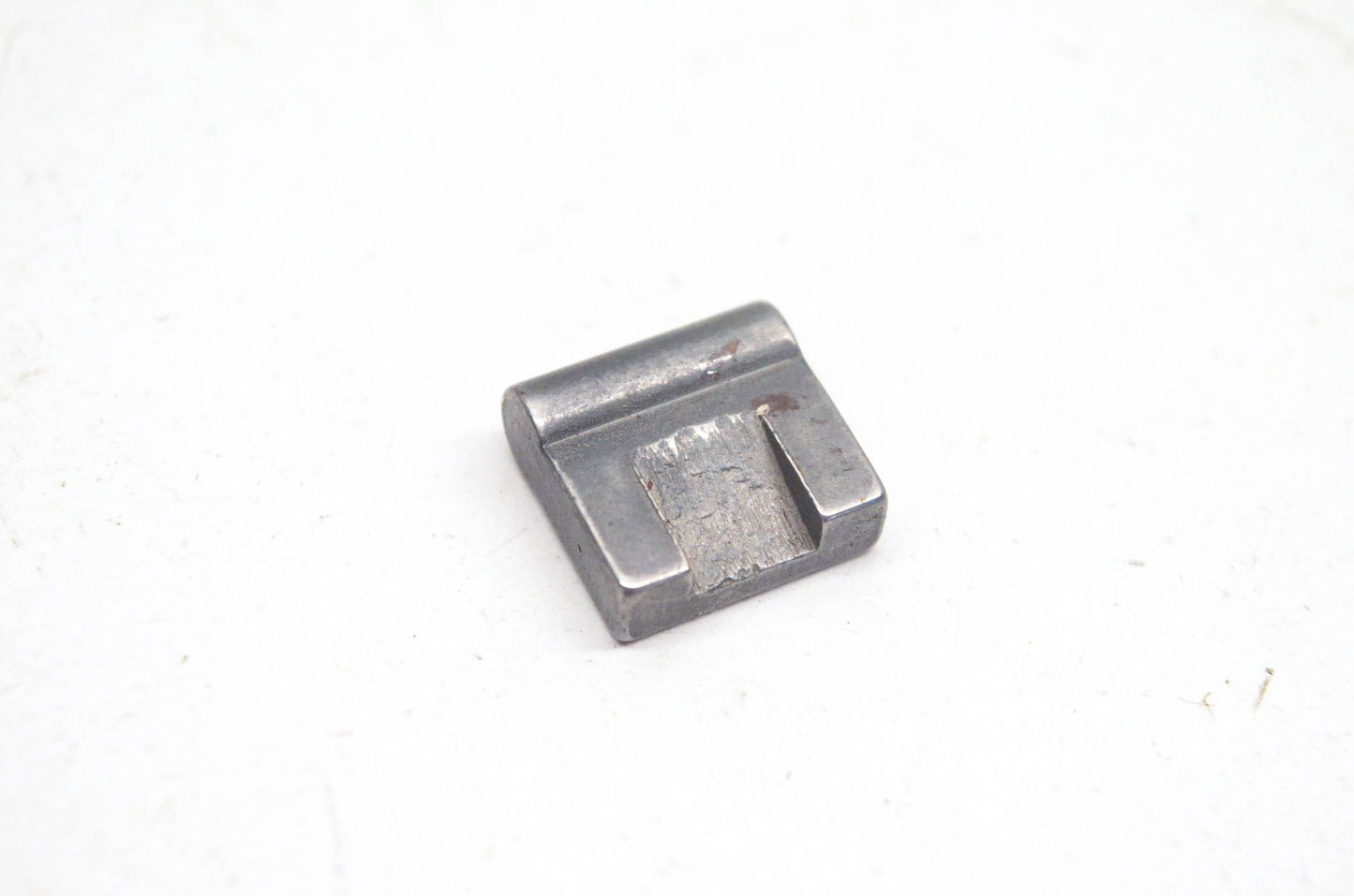 New OEM Suzuki 26231-20000 Kick Starter Pawl NOS