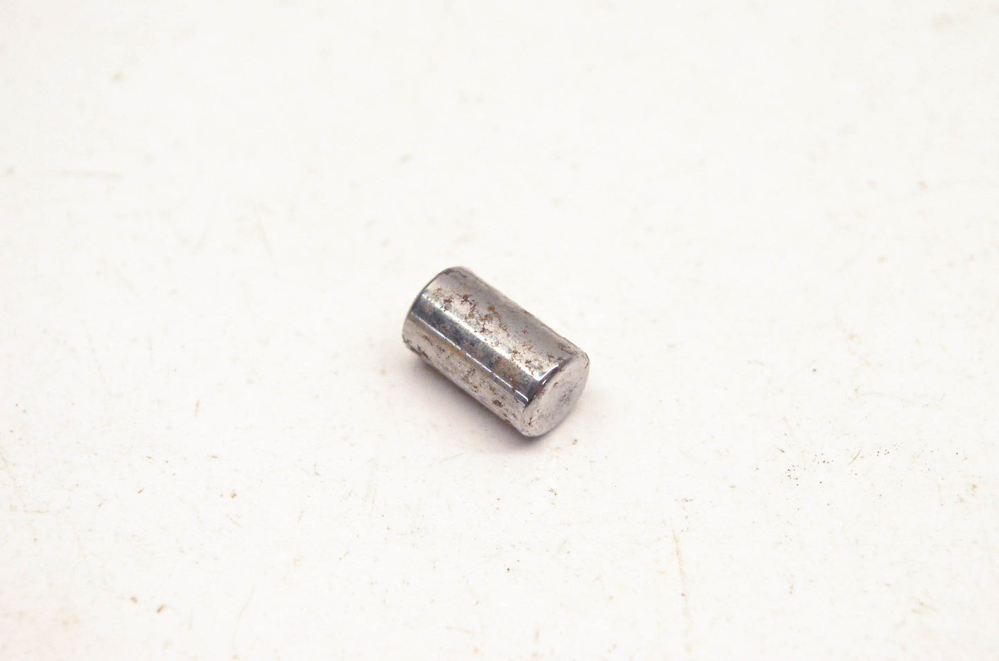New OEM Suzuki 04221-07129 Pin 7x12 NOS