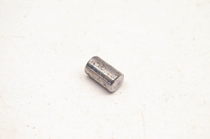 New OEM Suzuki 04221-07129 Pin 7x12 NOS