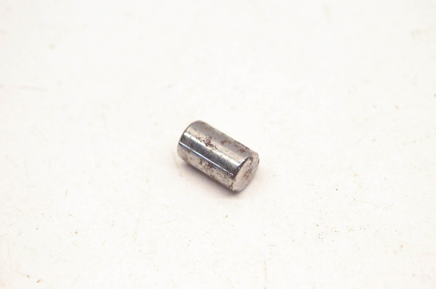 New OEM Suzuki 04221-07129 Pin 7x12 NOS
