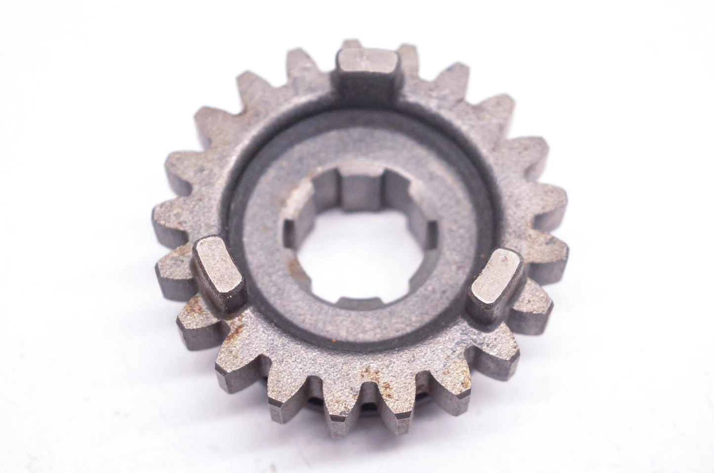New OEM Suzuki 24351-18904 Driven 5th Gear NOS
