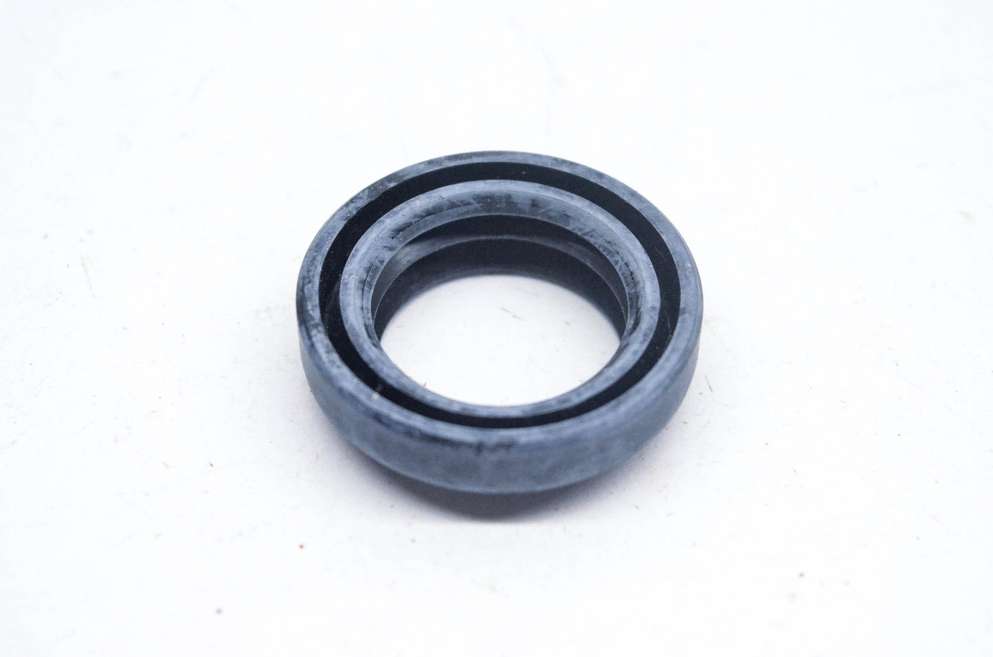 New OEM Suzuki 09284-22001 Oil Seal NOS
