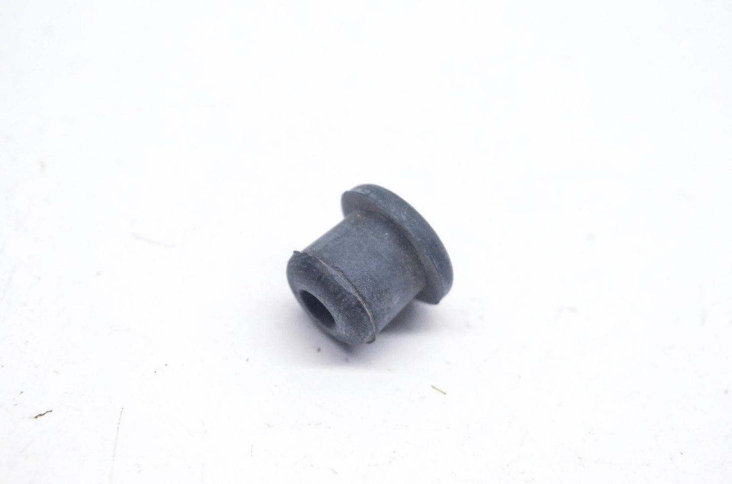 New OEM Suzuki 09250-10001 Plug NOS