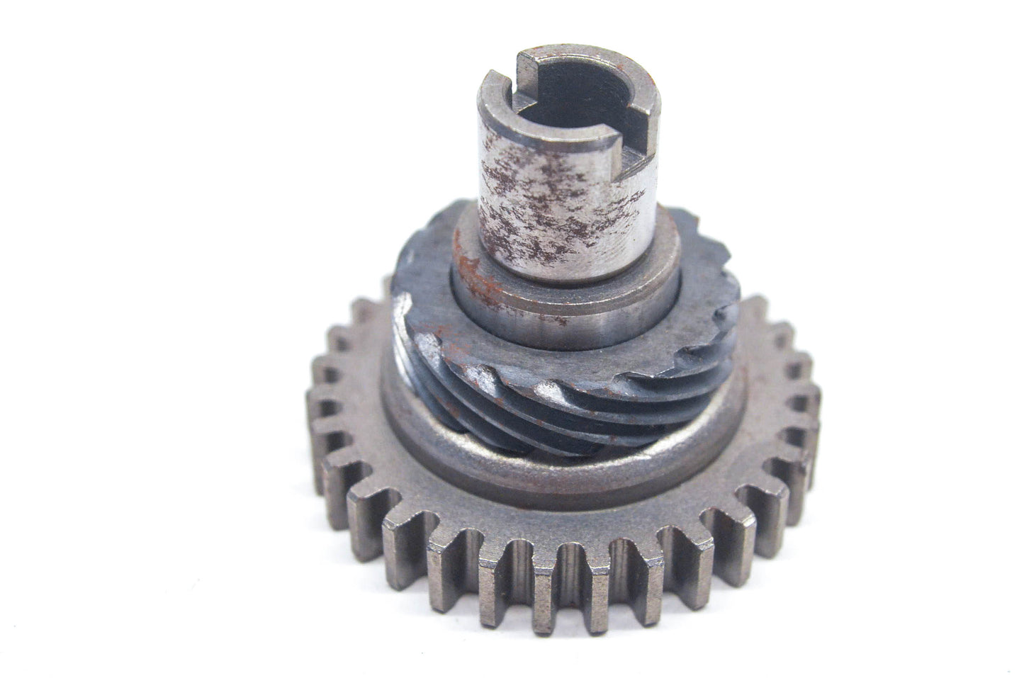 New OEM Suzuki 26240-28002 Kick Starter Drive Gear NOS