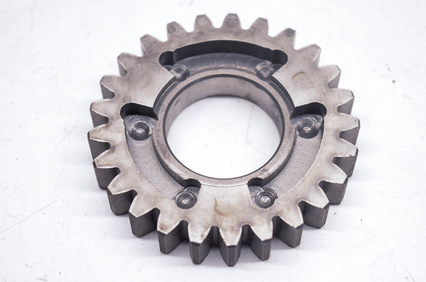 New OEM Suzuki 24321-15000 Driven 2nd Gear NOS