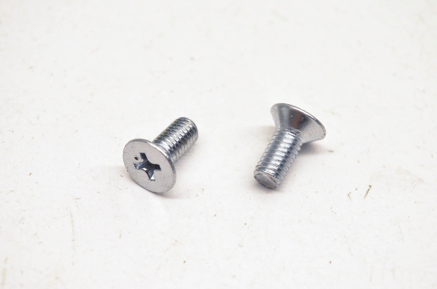 New OEM Suzuki 02122-05128 Screws Qty 2 NOS