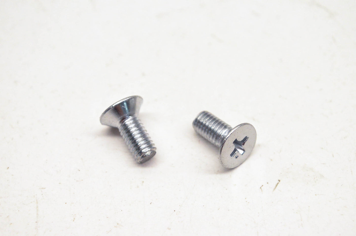 New OEM Suzuki 02122-05128 Screws Qty 2 NOS