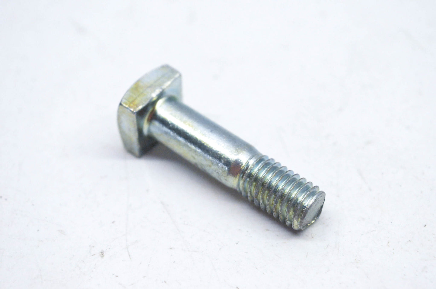 New OEM Suzuki 09105-08006 Bolt NOS