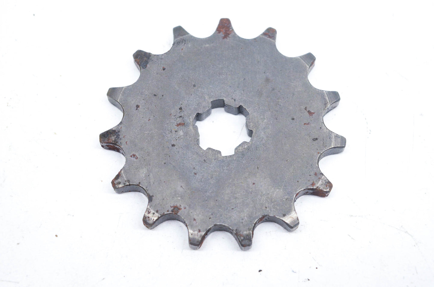 New OEM Suzuki 27511-26000 Sprocket 15T NOS