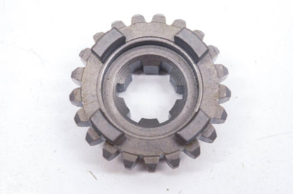 New OEM Suzuki 24351-28300 Driven 5th Gear NOS