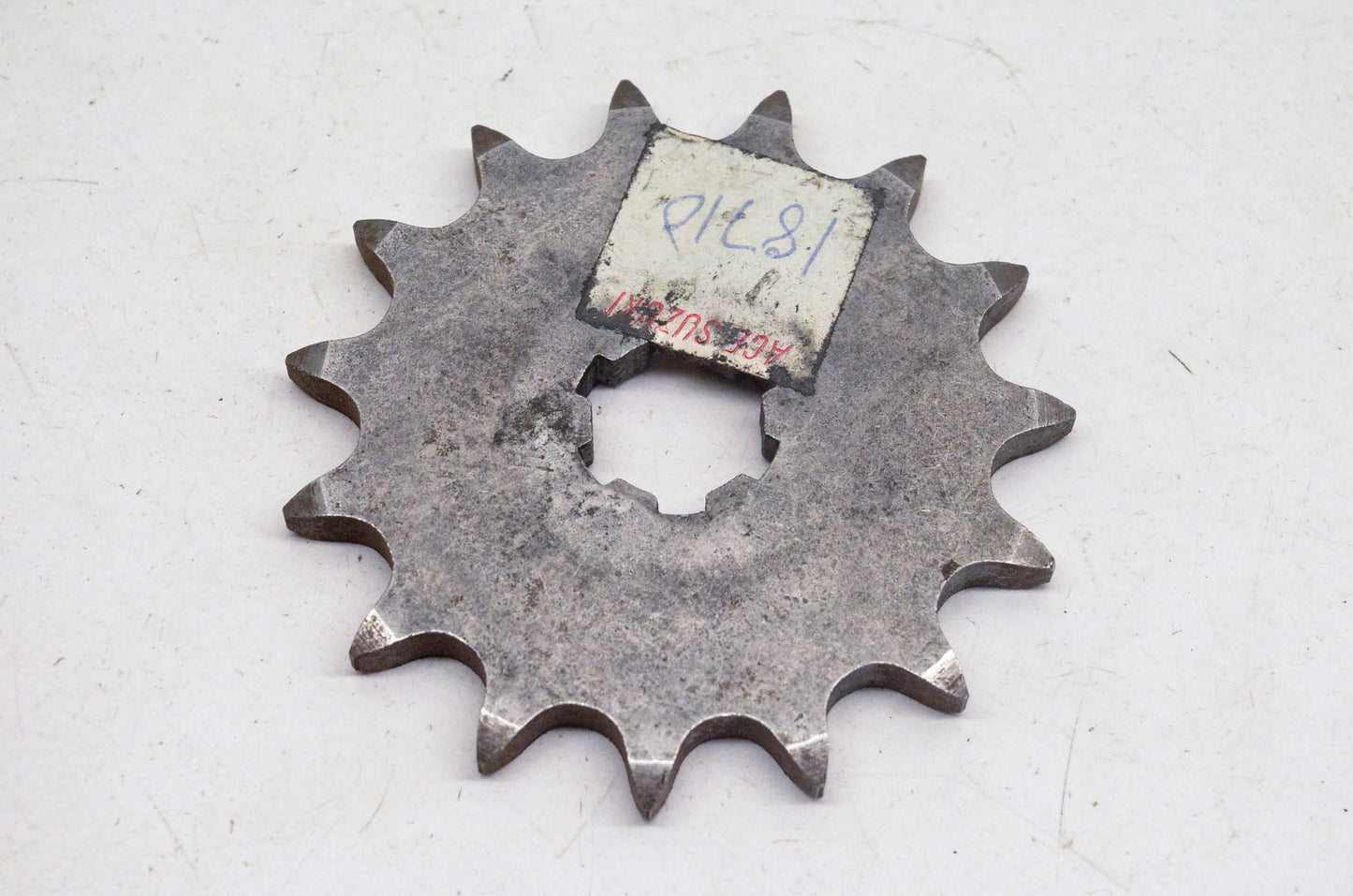 New OEM Suzuki 27511-18710 Sprocket 15T NOS