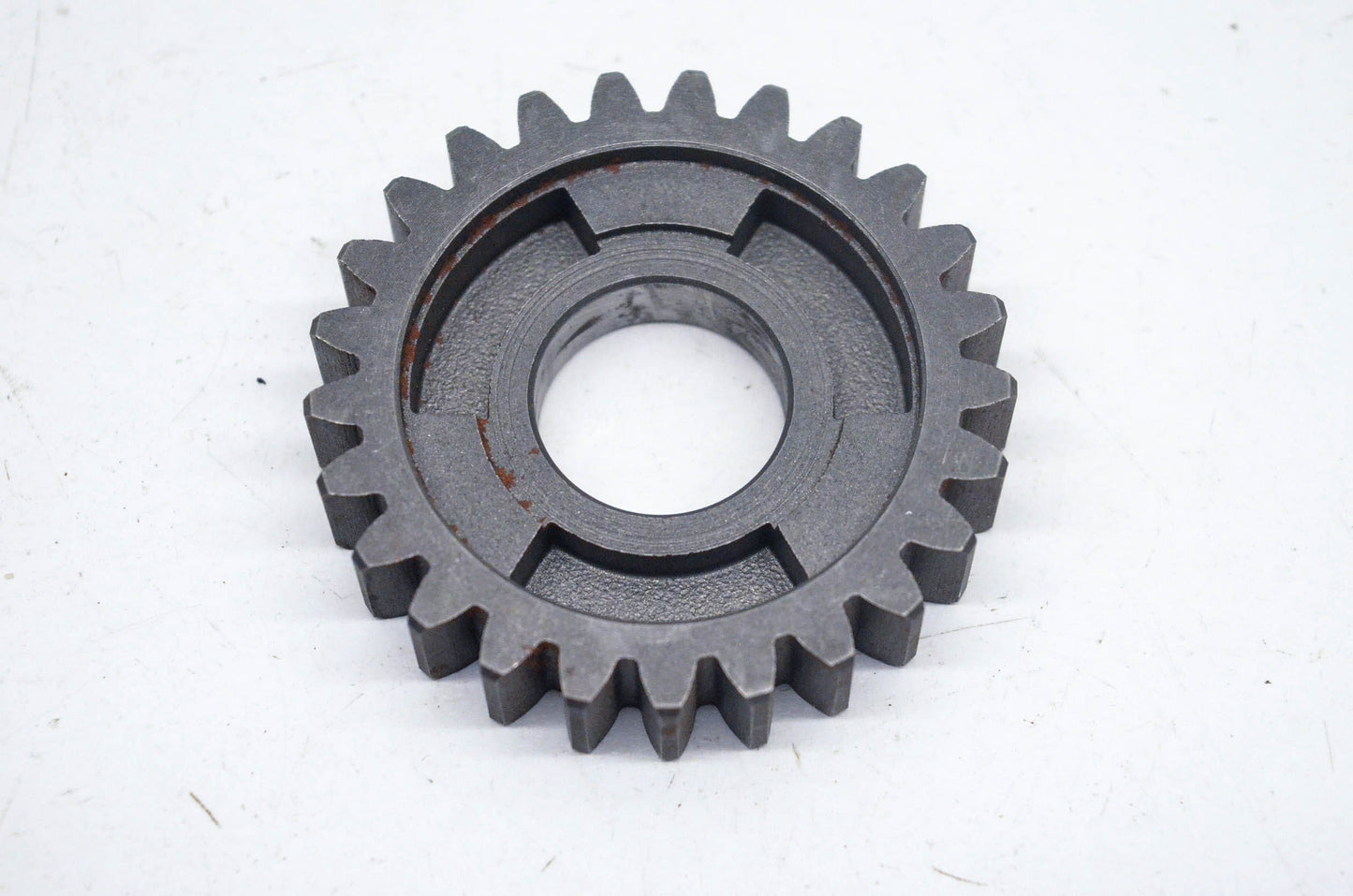 New OEM Suzuki 24331-28001 Driven 3rd Gear NOS