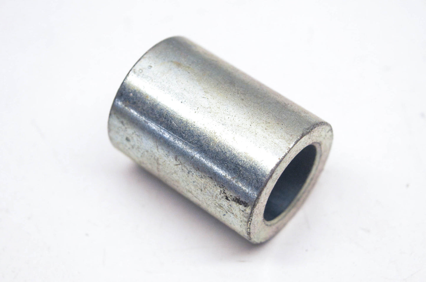 New OEM Suzuki 09180-17024 Rear Wheel Axle Spacer NOS